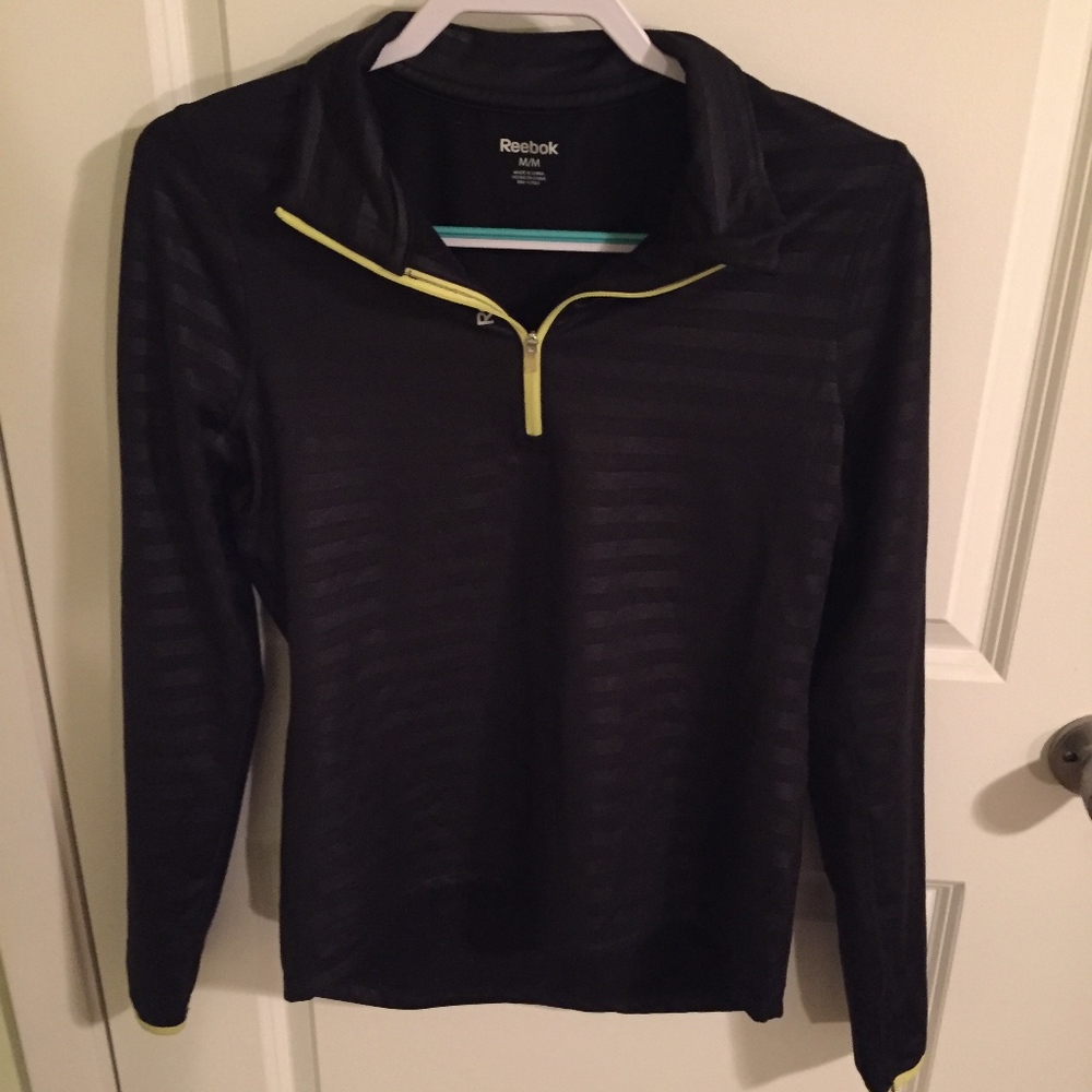 Black Reebok Quarter Zip Size Medium